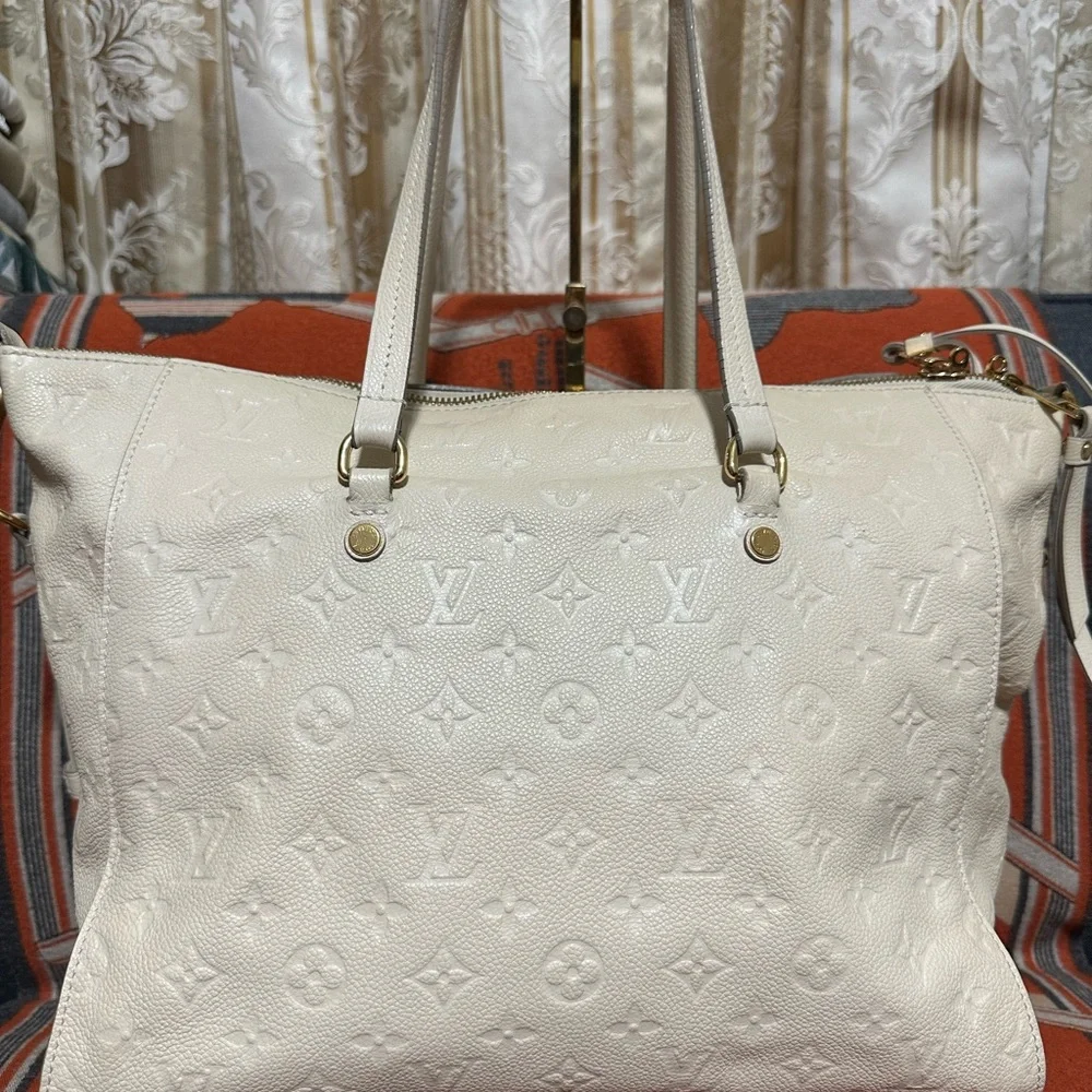 LOUIS VUITTON ❤️🌟SP4130 CREAM EMPREINTE LUMINEUSE TOTE BAG W/ LONG STRAP ⭐️ - Picture 3 of 15